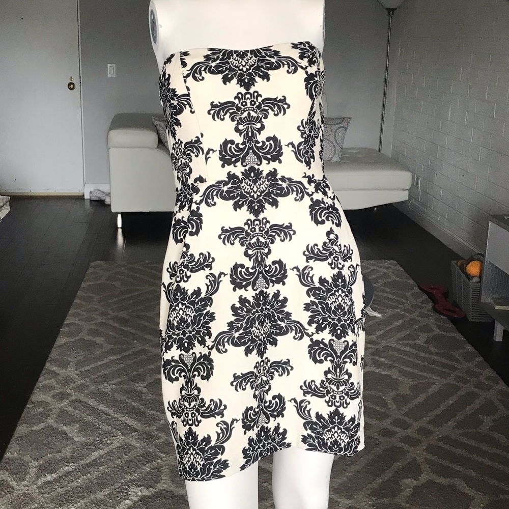 Strapless Baroque Pattern Dress